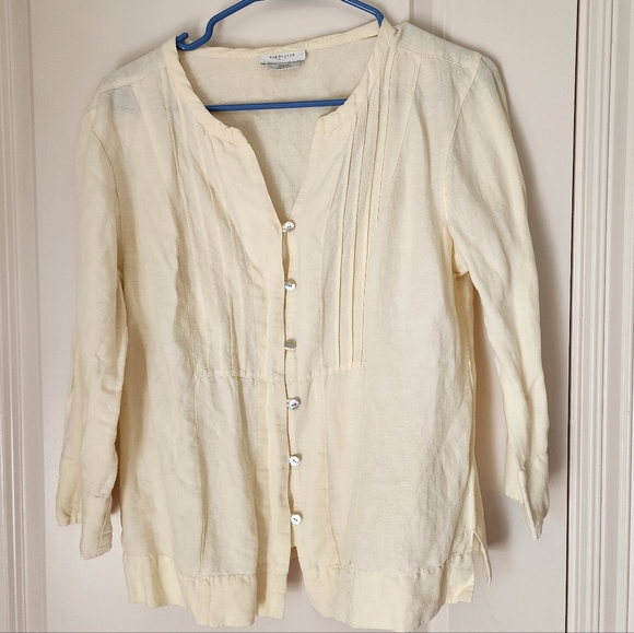 Van Heusen light yellow Button-Up - Picture 1 of 4